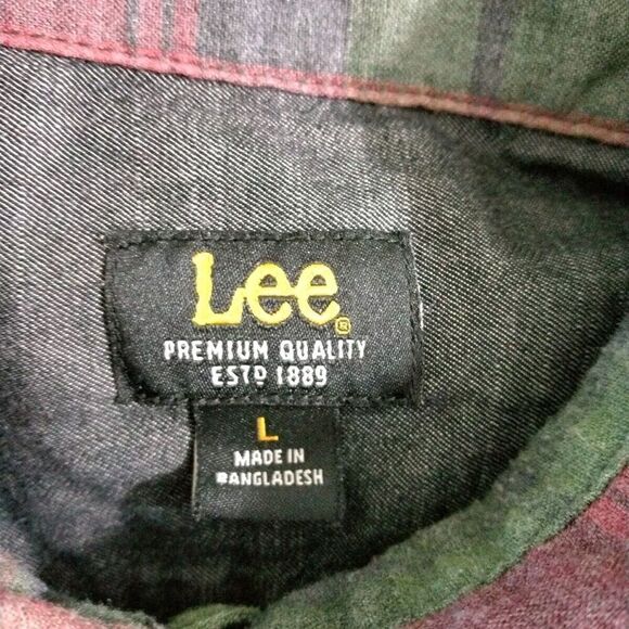 Lee Mens Large Button Up Shirt Pockets Red Green Plaid Flap Pockets - Picture 4 of 5